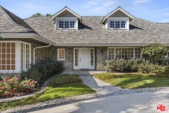 717 Alta Dr in Beverly Hills, CA - Building Photo - Building Photo