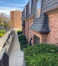 4732 Belleview Ave in Kansas City, MO - Building Photo - Building Photo