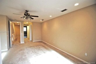 2842 SW 81st Ave-Unit -13B in Miramar, FL - Building Photo - Building Photo