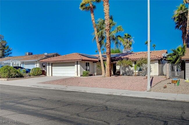 3145 La Mesa Dr in Henderson, NV - Building Photo - Building Photo