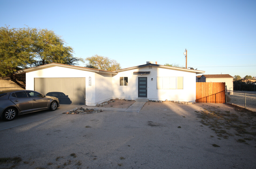 5459 Daisy Ave in Twentynine Palms, CA - Building Photo