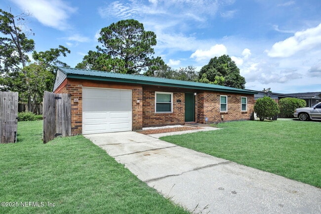 property at 2214 Luana Dr E