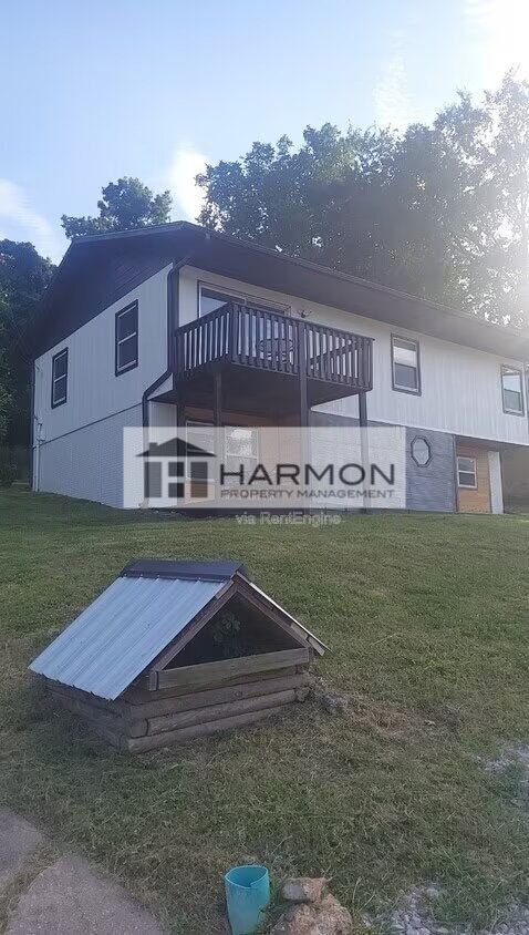 property at 170 Cherokee Dr