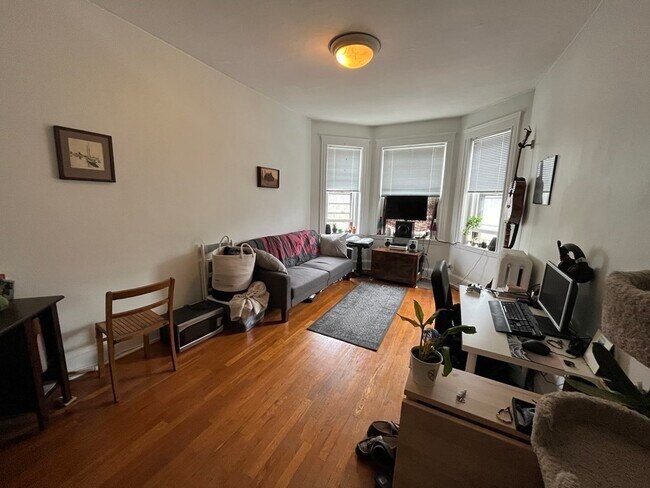 property at 324 Chestnut Hill Ave