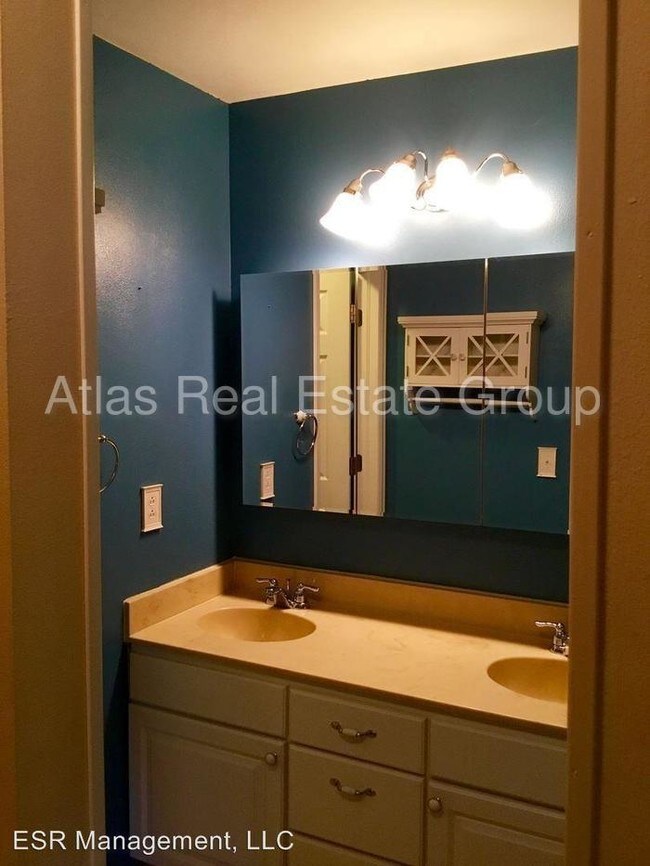9626 E Kansas Cir-Unit -20 in Denver, CO - Building Photo - Building Photo