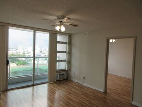 1133 Waimanu St in Honolulu, HI - Building Photo - Building Photo