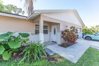 2712 Lake Ida Rd in Delray Beach, FL - Building Photo - Building Photo