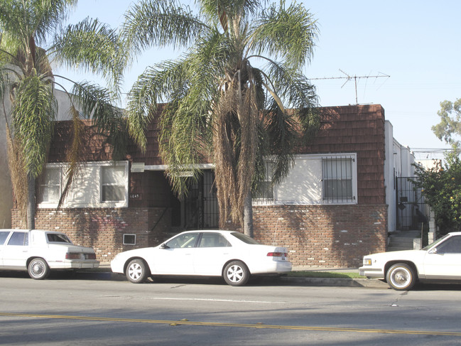 The Courtyards in Long Beach