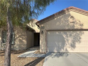 7922 N Crested Starling Ct in North Las Vegas, NV - Building Photo - Building Photo
