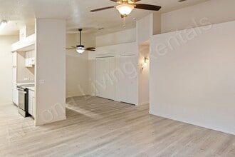 2710 Bluewater Dr in Lake Havasu City, AZ - Building Photo - Building Photo