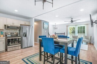 6741 Gano Dr in Riverdale, GA - Building Photo - Building Photo