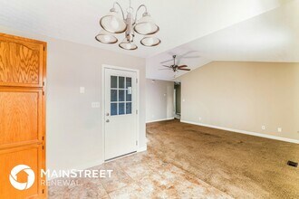 327 Dogwood Trail in Shepherdsville, KY - Building Photo - Building Photo