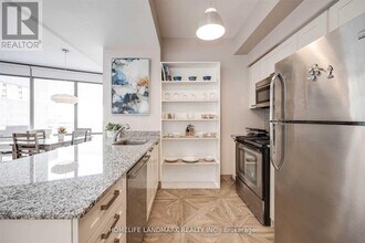 832-832 Bay St. in Toronto, ON - Building Photo - Building Photo