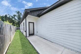 7502 Sandle St in Houston, TX - Building Photo - Building Photo