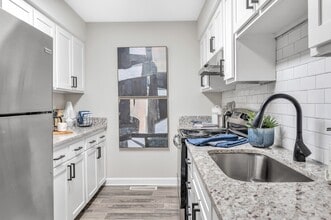 Lofts at North Hills in Raleigh, NC - Foto de edificio - Building Photo