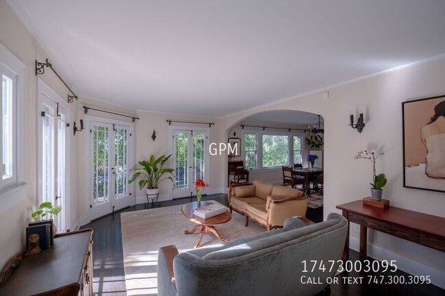property at 6338 Longview Ave
