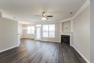 7021 Chieftain Dr in Charlotte, NC - Foto de edificio - Building Photo