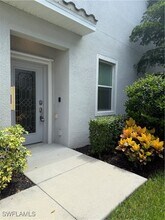 12590 Westhaven Way in Ft. Myers, FL - Building Photo - Building Photo