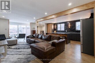 33 Cog Hill Dr in Toronto, ON - Building Photo - Building Photo