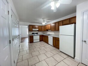 2460 East 5th Street, Unit Newly Remodeled Condo in Washington, MO - Building Photo - Building Photo