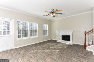 5155 Upper Elm St in Atlanta, GA - Building Photo - Building Photo
