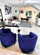 619 Kensington Pl in Wilton Manors, FL - Building Photo - Building Photo