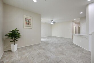 6110 Scarlet Leaf St in Las Vegas, NV - Building Photo - Building Photo