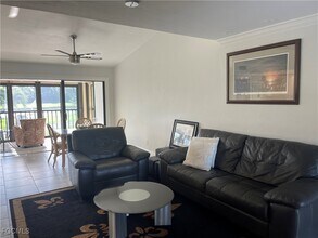 5930 Trailwinds Dr in Ft. Myers, FL - Building Photo - Building Photo