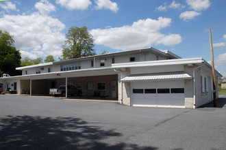 1930 Harrisburg Ave in Mount Joy, PA - Building Photo - Building Photo