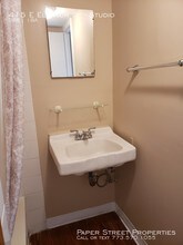 415 E Eleanor St-Unit -Studio in Thornton, IL - Building Photo - Building Photo