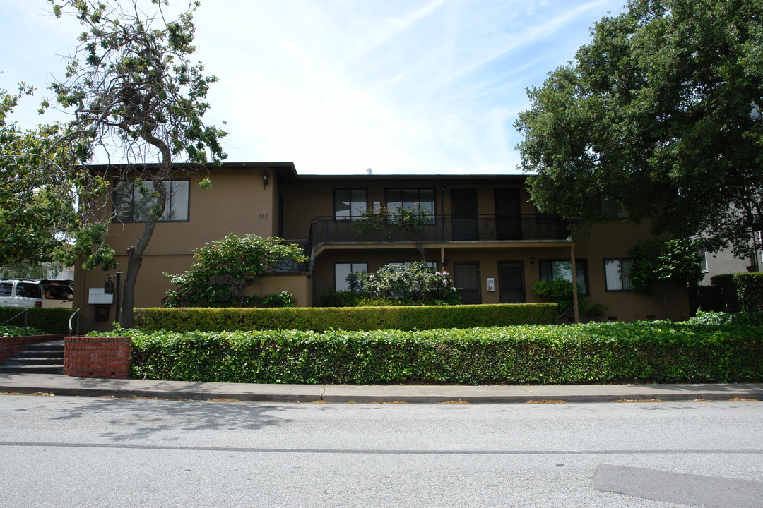 290-298 Laurel St in San Carlos, CA - Foto de edificio