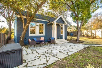501 Terrace Dr in Austin, TX - Building Photo - Building Photo