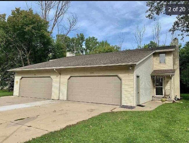 property at 2043 Hilltop Dr