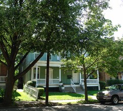 219 Roup Ave in Pittsburgh, PA - Foto de edificio - Building Photo