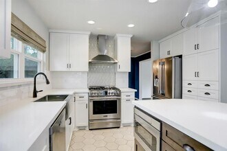2 Firewillow Pl in Spring, TX - Building Photo - Building Photo