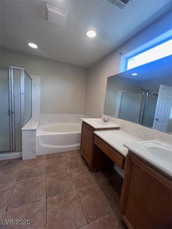 8217 W Wildwood Glen Dr in Las Vegas, NV - Building Photo - Building Photo
