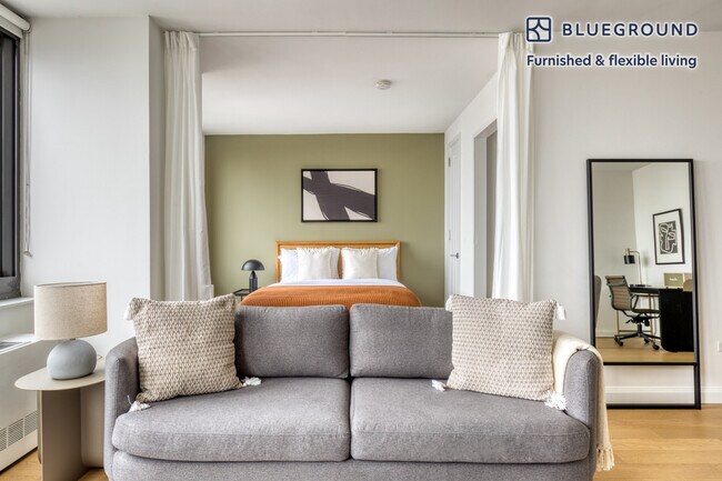 105 Duane St, Unit FL43-ID110 in New York, NY - Building Photo - Building Photo