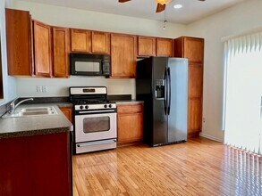 44744 Gwinnett Loop in Novi, MI - Building Photo - Building Photo
