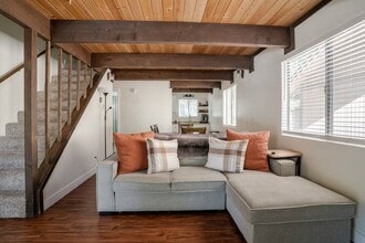 336 Spruce Ln in Sugarloaf, CA - Building Photo - Building Photo