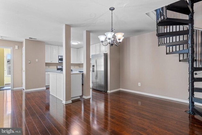312 River Birch Cir