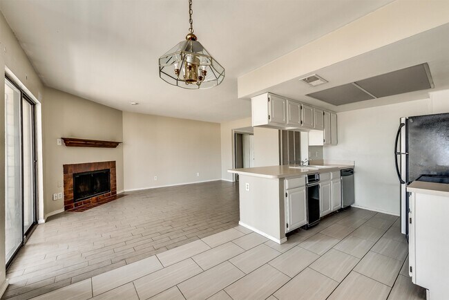2505 Wedglea Dr in Dallas, TX - Building Photo - Building Photo