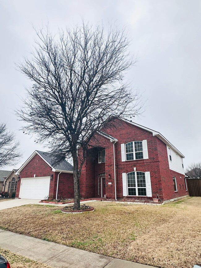 2108 White Rock Ln in Little Elm, TX - Building Photo - Building Photo