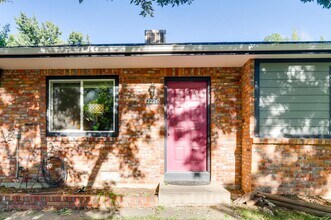 2226 Bowen St in Longmont, CO - Building Photo - Building Photo