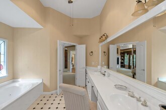 3410 Kates Way in Duluth, GA - Foto de edificio - Building Photo