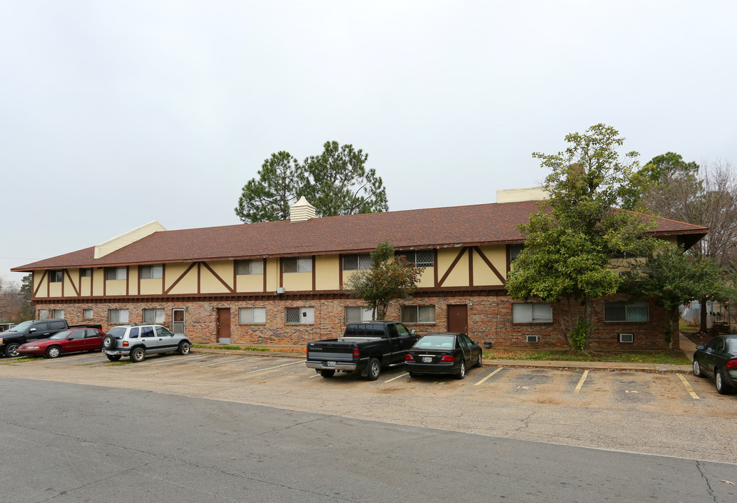 Cambridge House in Fort Smith, AR - Foto de edificio