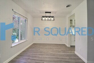 12117 NE Bel Red Rd in Bellevue, WA - Building Photo - Building Photo