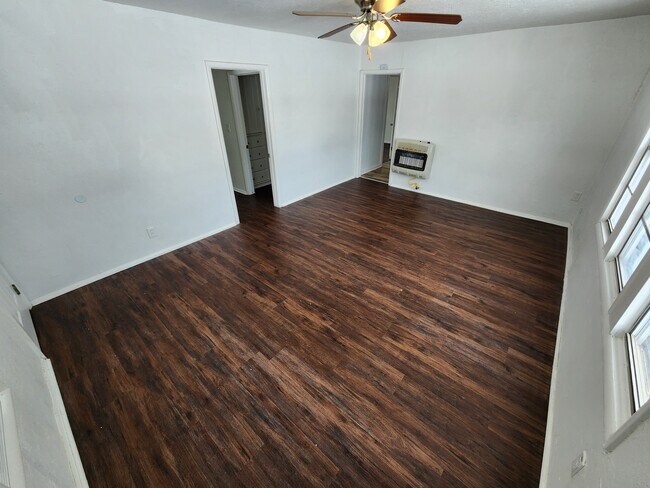 631 N Hickory Ave in Ada, OK - Building Photo - Building Photo