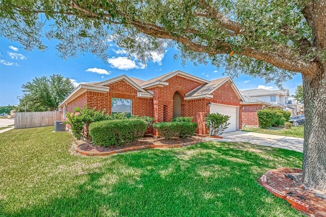 758 Brushy Glen Dr in Houston, TX - Building Photo - Building Photo