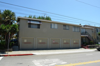 1600 Tyler St in Berkeley, CA - Building Photo - Building Photo