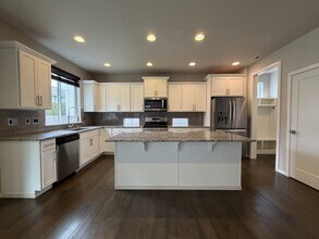 25517 158th Ave SE in Covington, WA - Foto de edificio - Building Photo